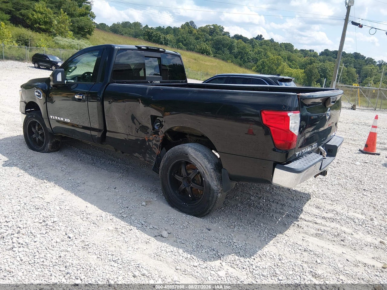 2017 NISSAN TITAN XD SV · 3/11