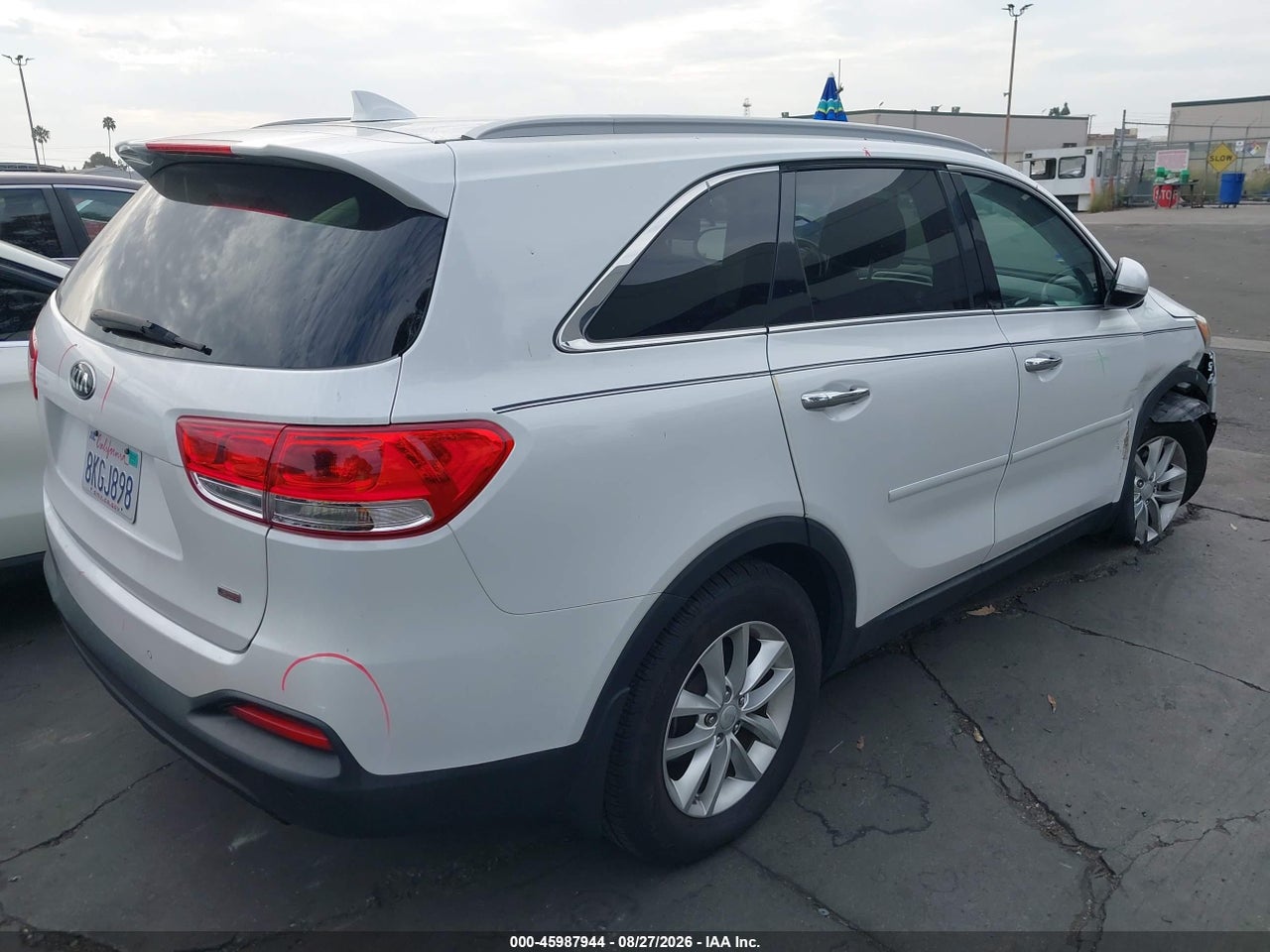 2017 KIA SORENTO 2.4L LX · 4/11