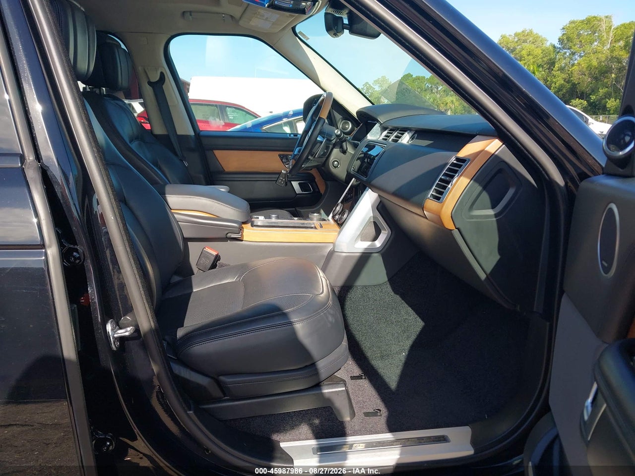 2020 LAND ROVER RANGE ROVER AUTOBIOGRAPHY · 5/11