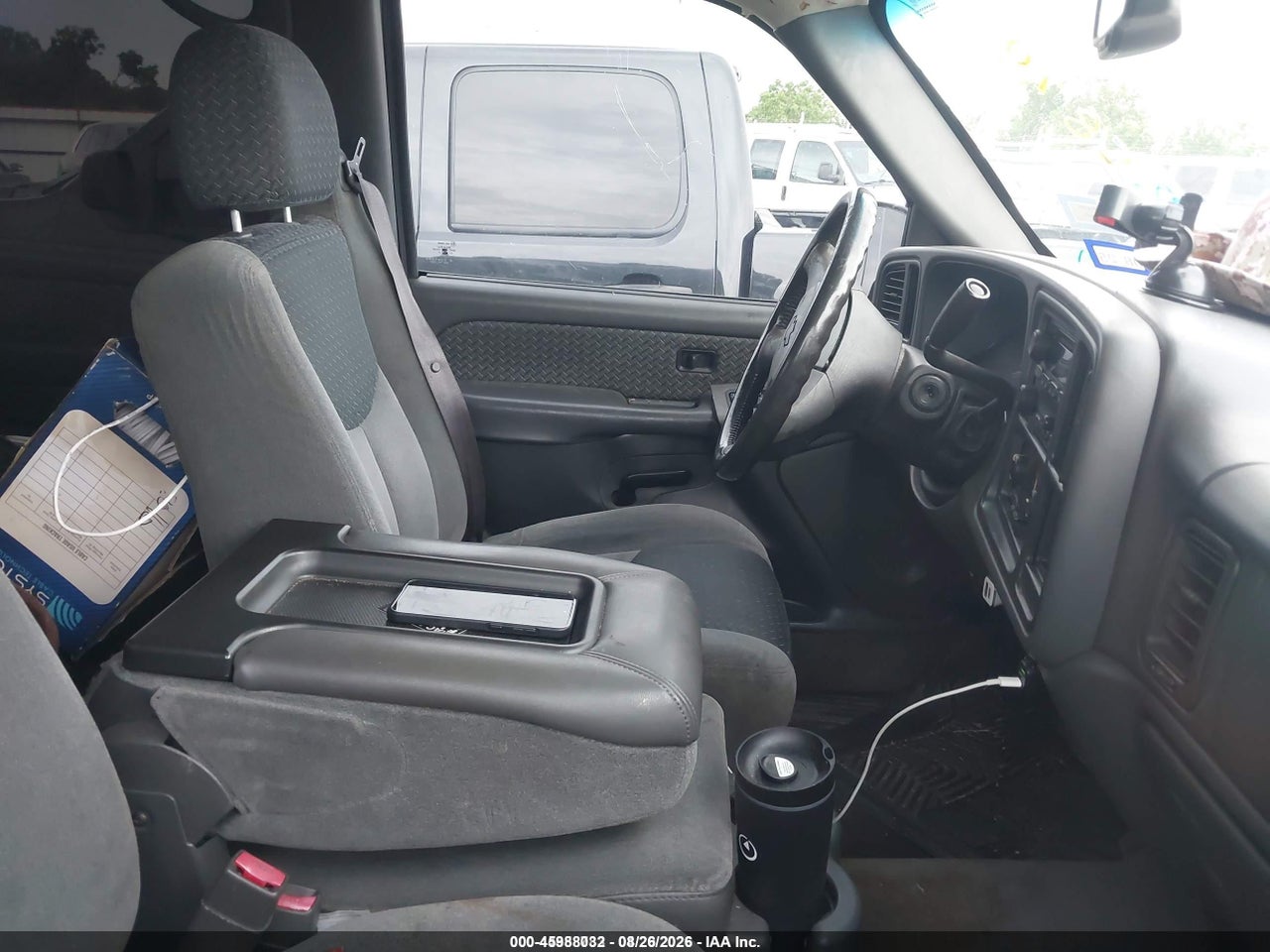 2004 CHEVROLET AVALANCHE 1500 · 5/11