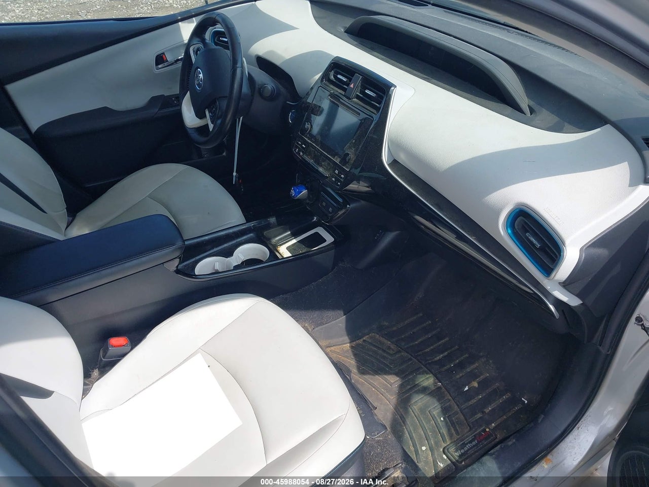2017 TOYOTA PRIUS FOUR · 5/11