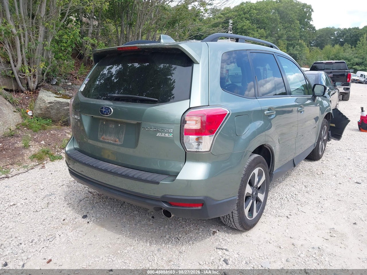 2017 SUBARU FORESTER 2.5I PREMIUM · 4/11