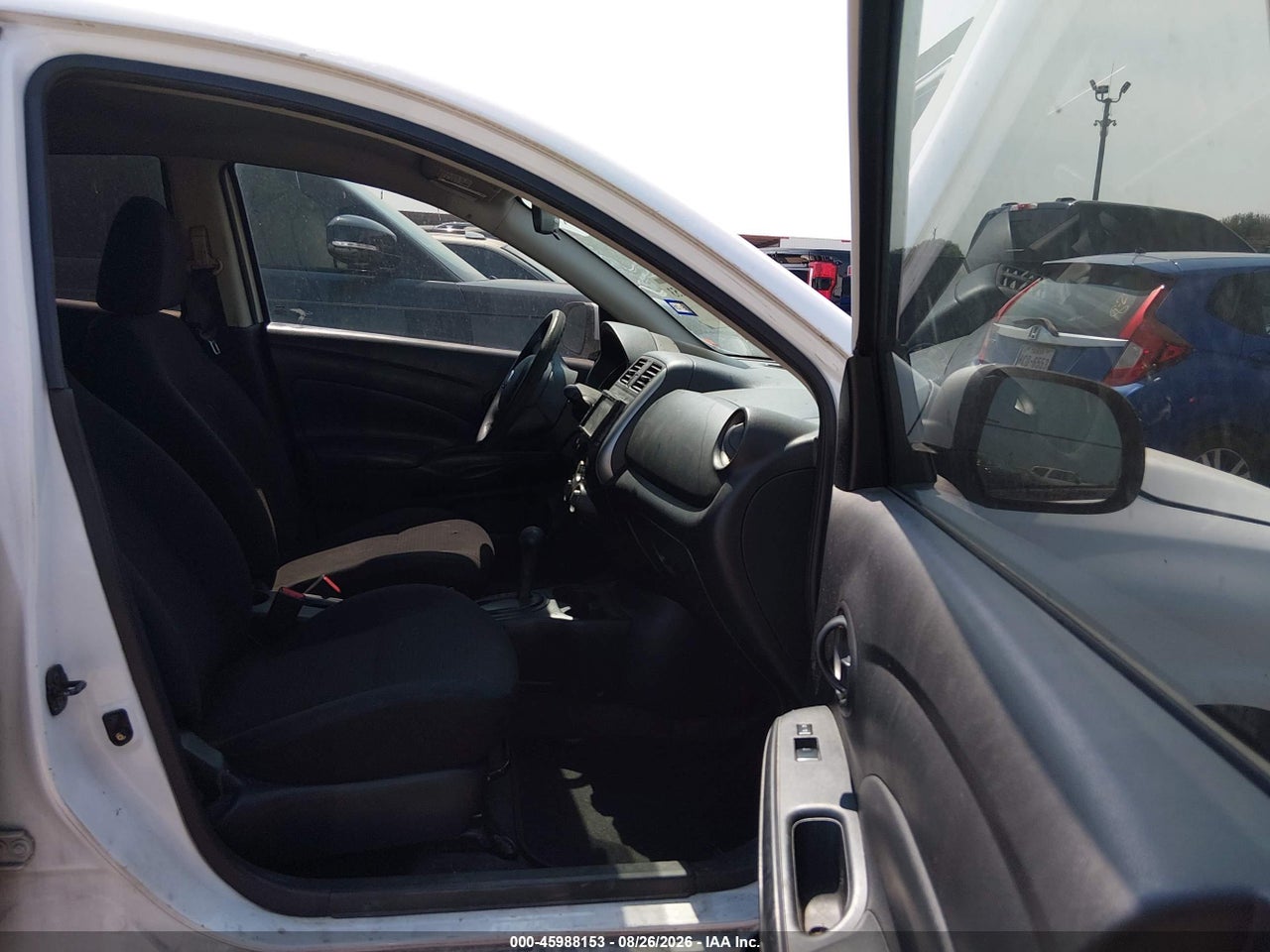 2012 NISSAN VERSA 1.6 SV · 5/11