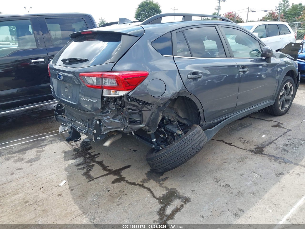 2023 SUBARU CROSSTREK LIMITED · 4/10