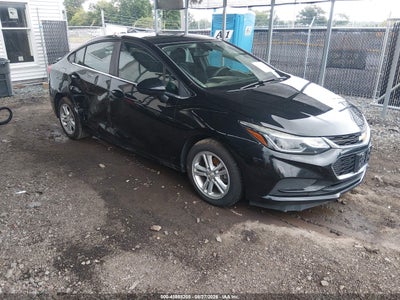 1G1BE5SM8H7****** · 2017 CHEVROLET CRUZE LT AUTO