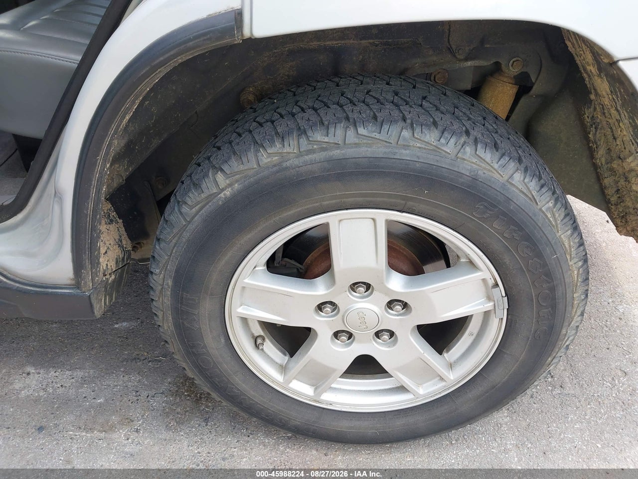 2005 JEEP GRAND CHEROKEE LAREDO · 6/11