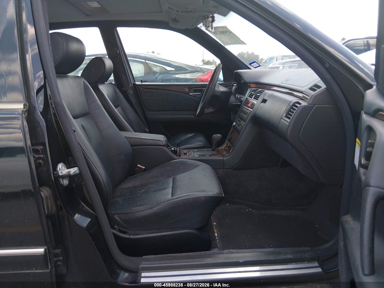 1996 MERCEDES-BENZ E 320 · 5/11
