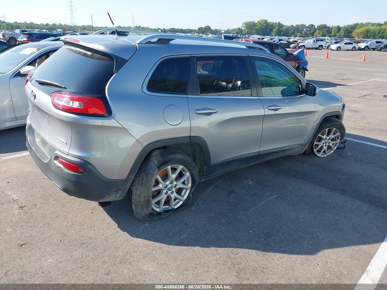 2014 JEEP CHEROKEE LATITUDE · 4/11