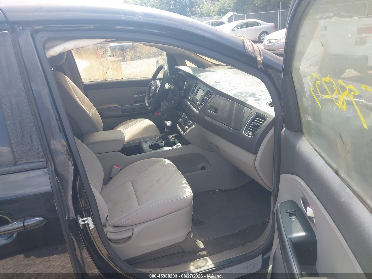 2018 KIA SEDONA LX · 5/11