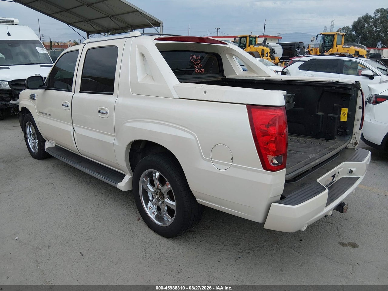 2002 CADILLAC ESCALADE EXT STANDARD · 3/11