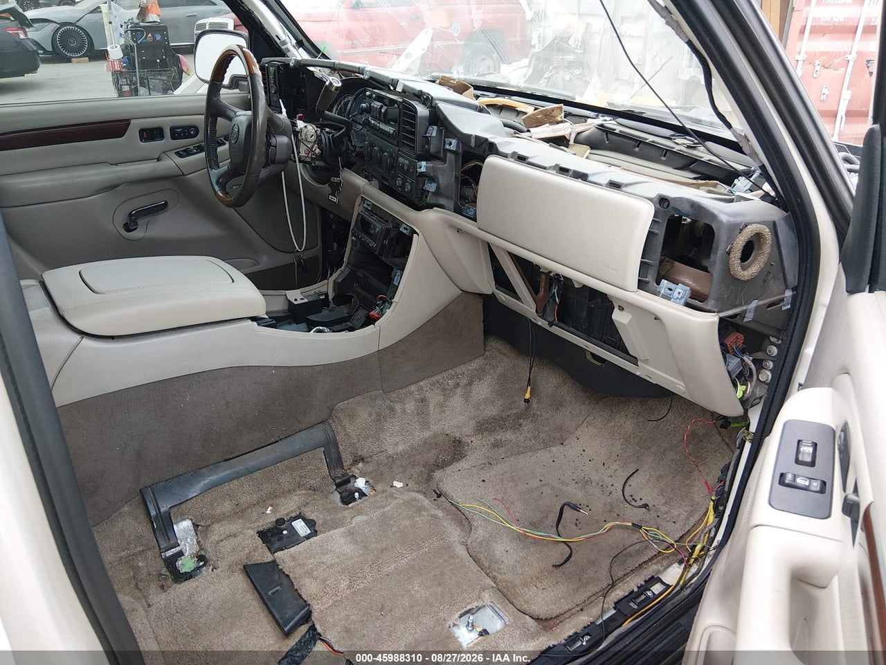 2002 CADILLAC ESCALADE EXT STANDARD · 5/11