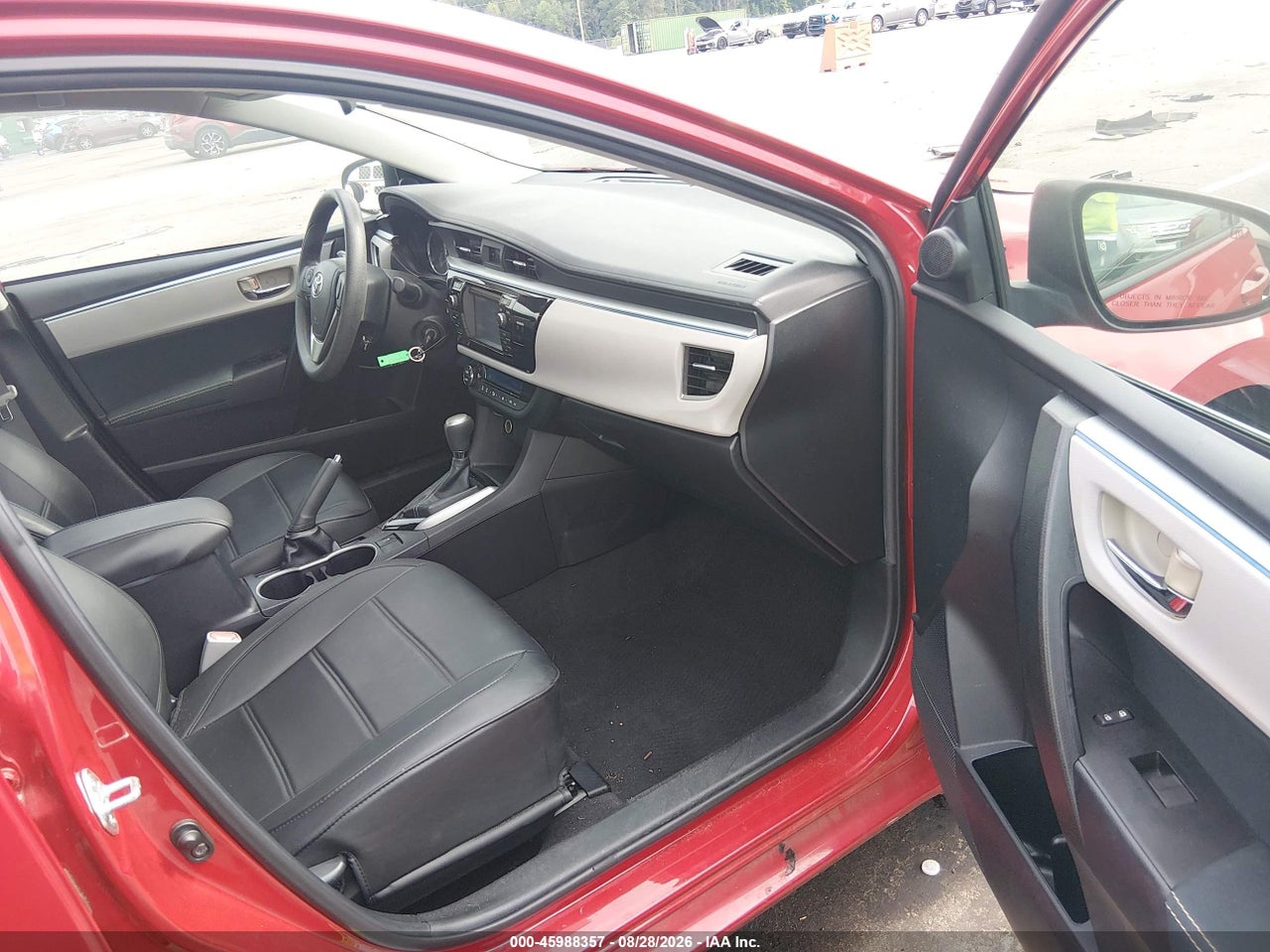 2015 TOYOTA COROLLA LE · 5/11