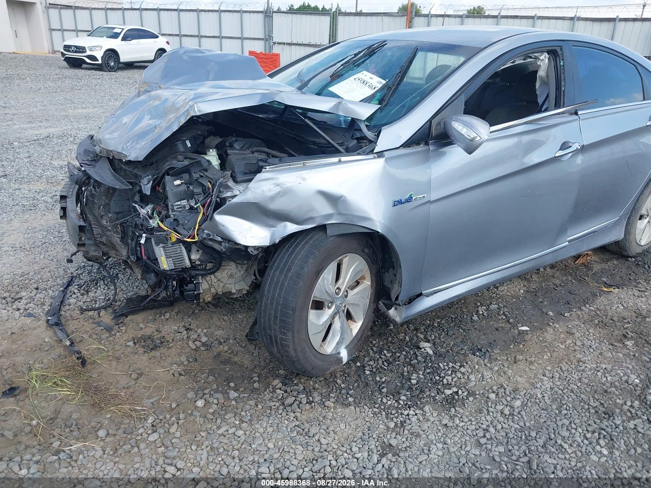2014 HYUNDAI SONATA HYBRID   · 6/10