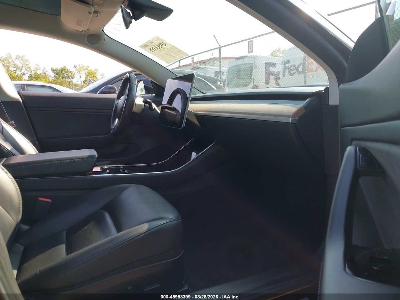 2018 TESLA MODEL 3 LONG RANGE/PERFORMANCE · 5/9