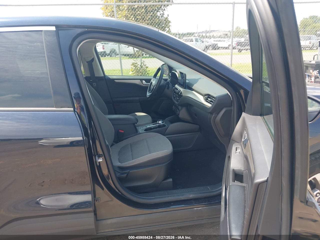 2021 FORD ESCAPE SE · 5/11