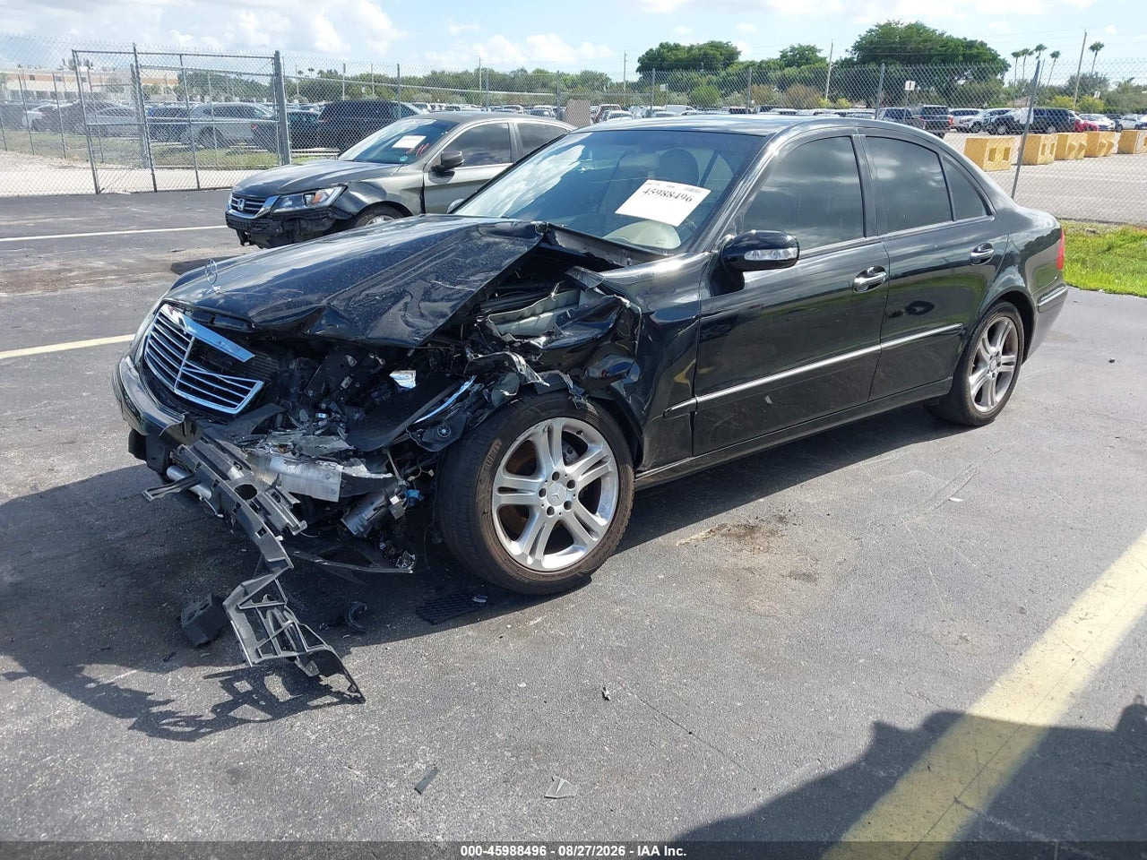 2005 MERCEDES-BENZ E 500 · 2/4