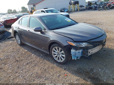 4T1B11HK1KU****** · 2019 TOYOTA CAMRY LE