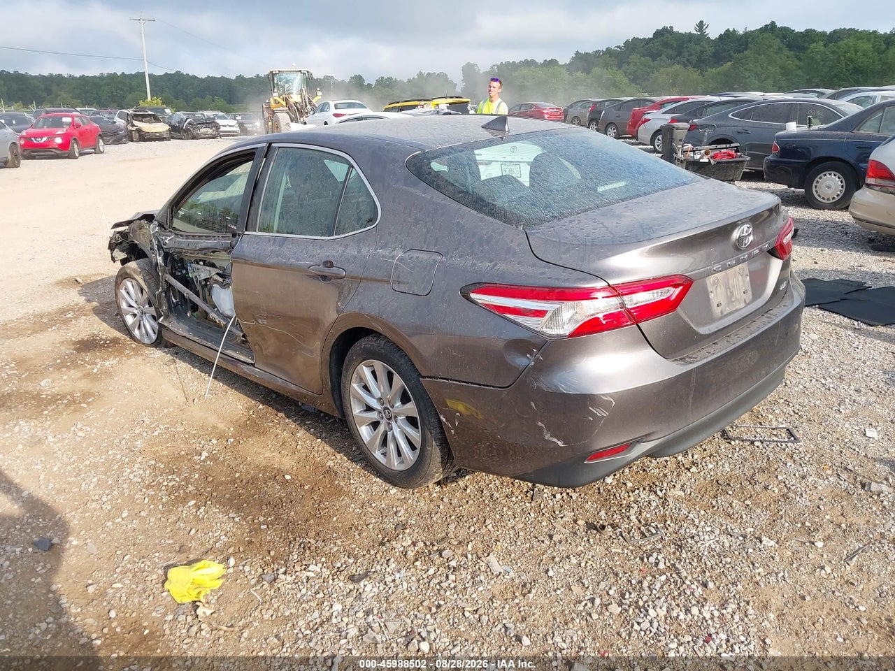 2019 TOYOTA CAMRY LE · 3/11