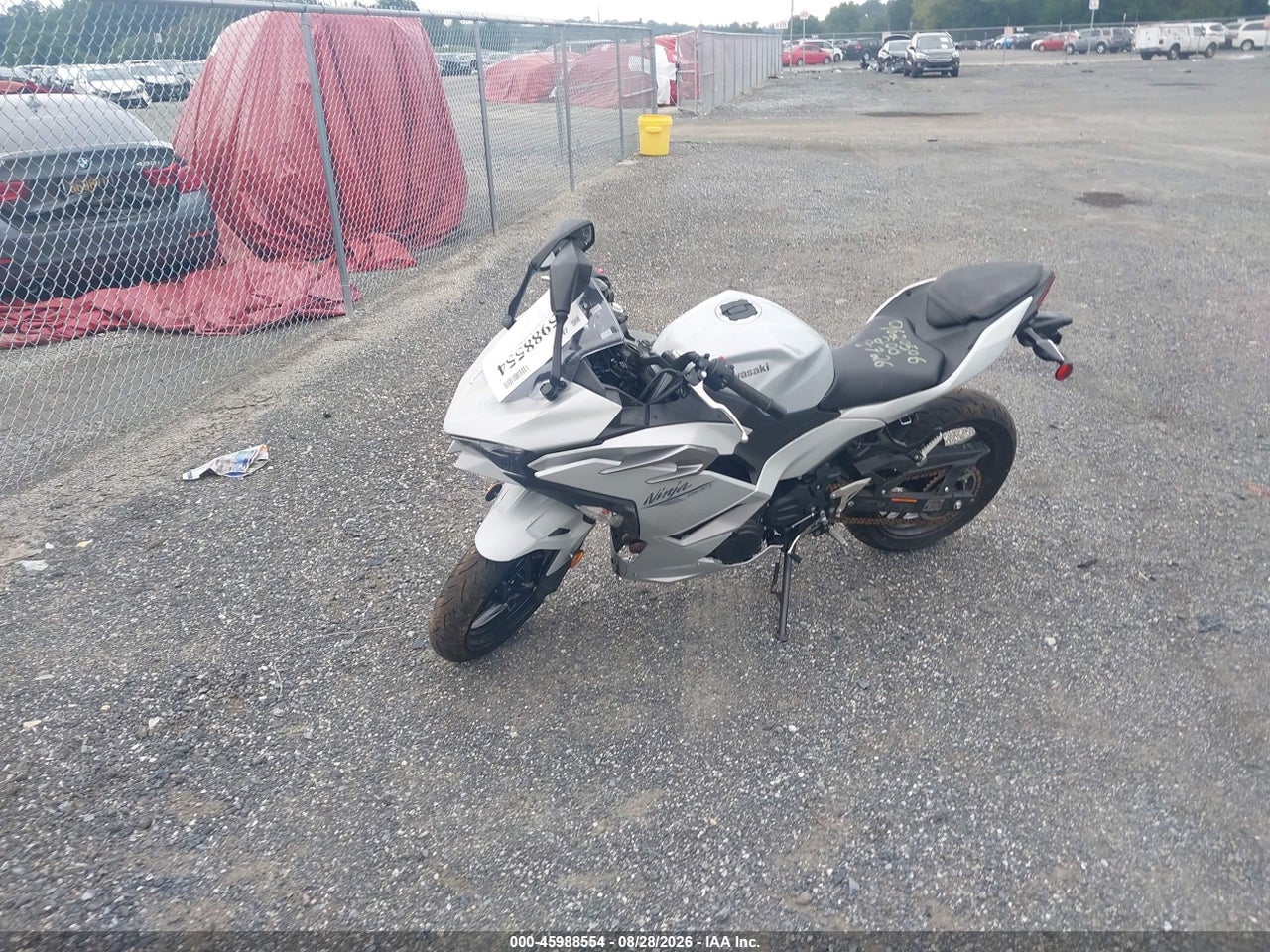 2025 KAWASAKI EX500   · 2/10