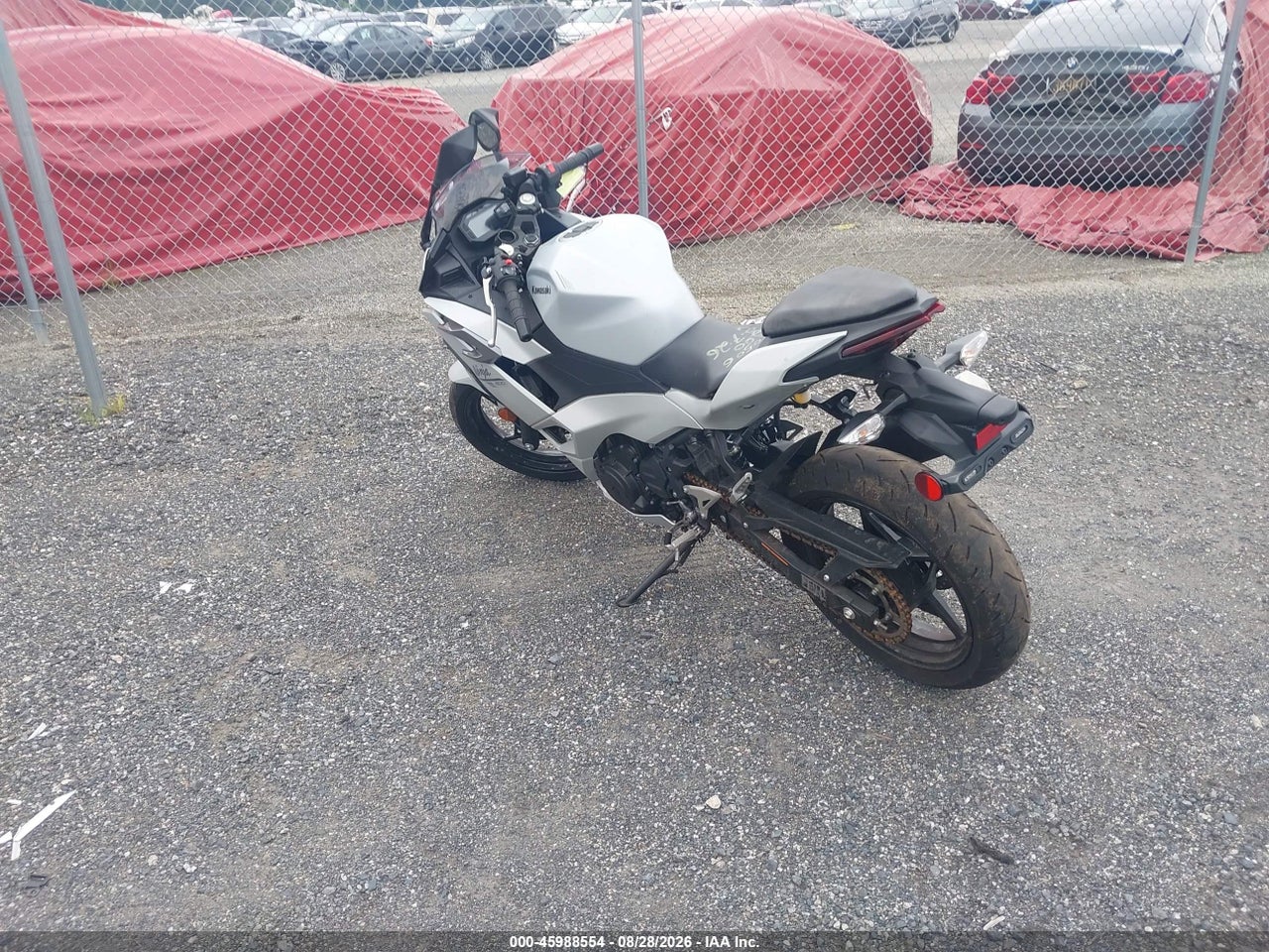 2025 KAWASAKI EX500   · 3/10