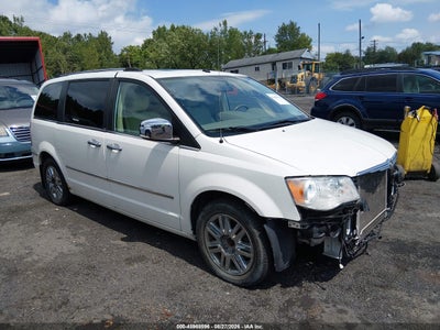 2010 CHRYSLER TOWN &amp; COUNTRY LIMITED