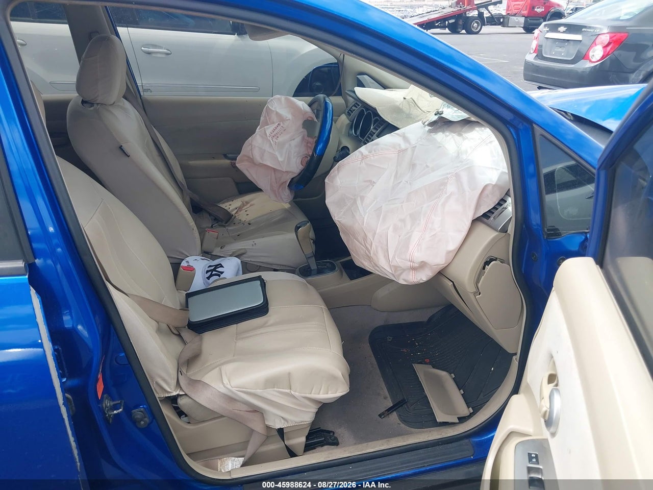 2009 NISSAN VERSA 1.8S · 5/11