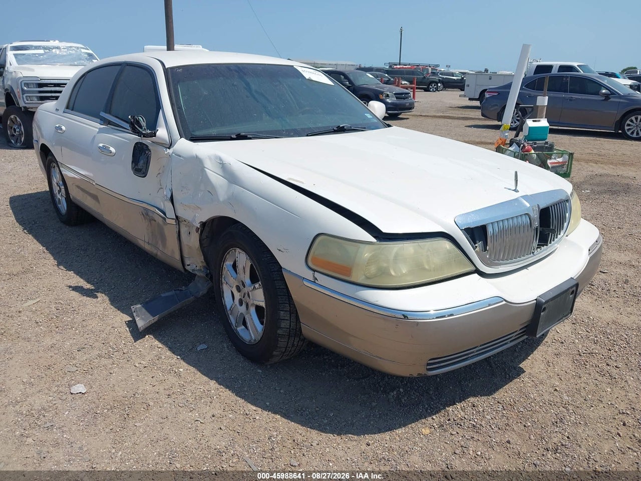 2003 LINCOLN TOWN CAR SIGNATURE