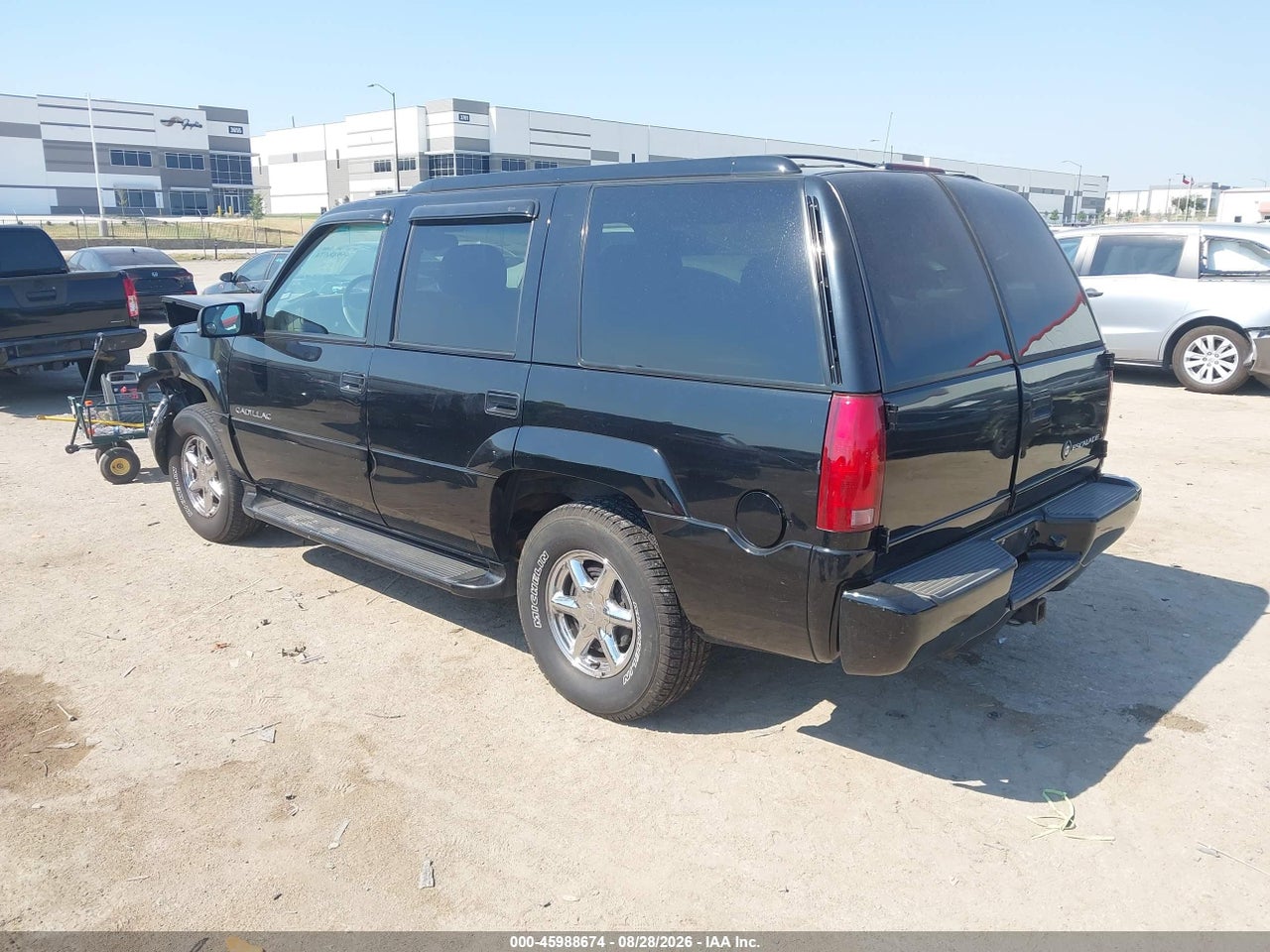 2000 CADILLAC ESCALADE STANDARD · 3/11