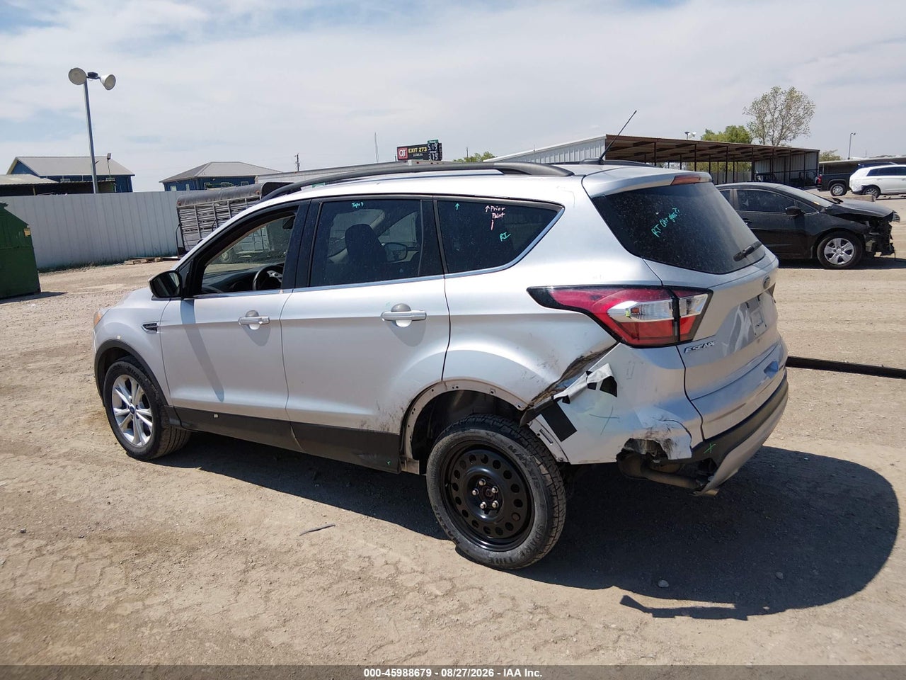 2018 FORD ESCAPE SE · 3/11