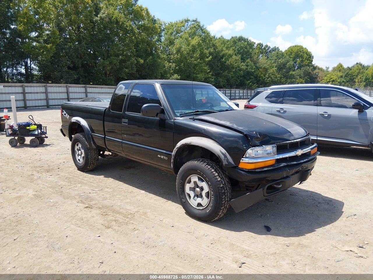 2000 CHEVROLET S-10 LS