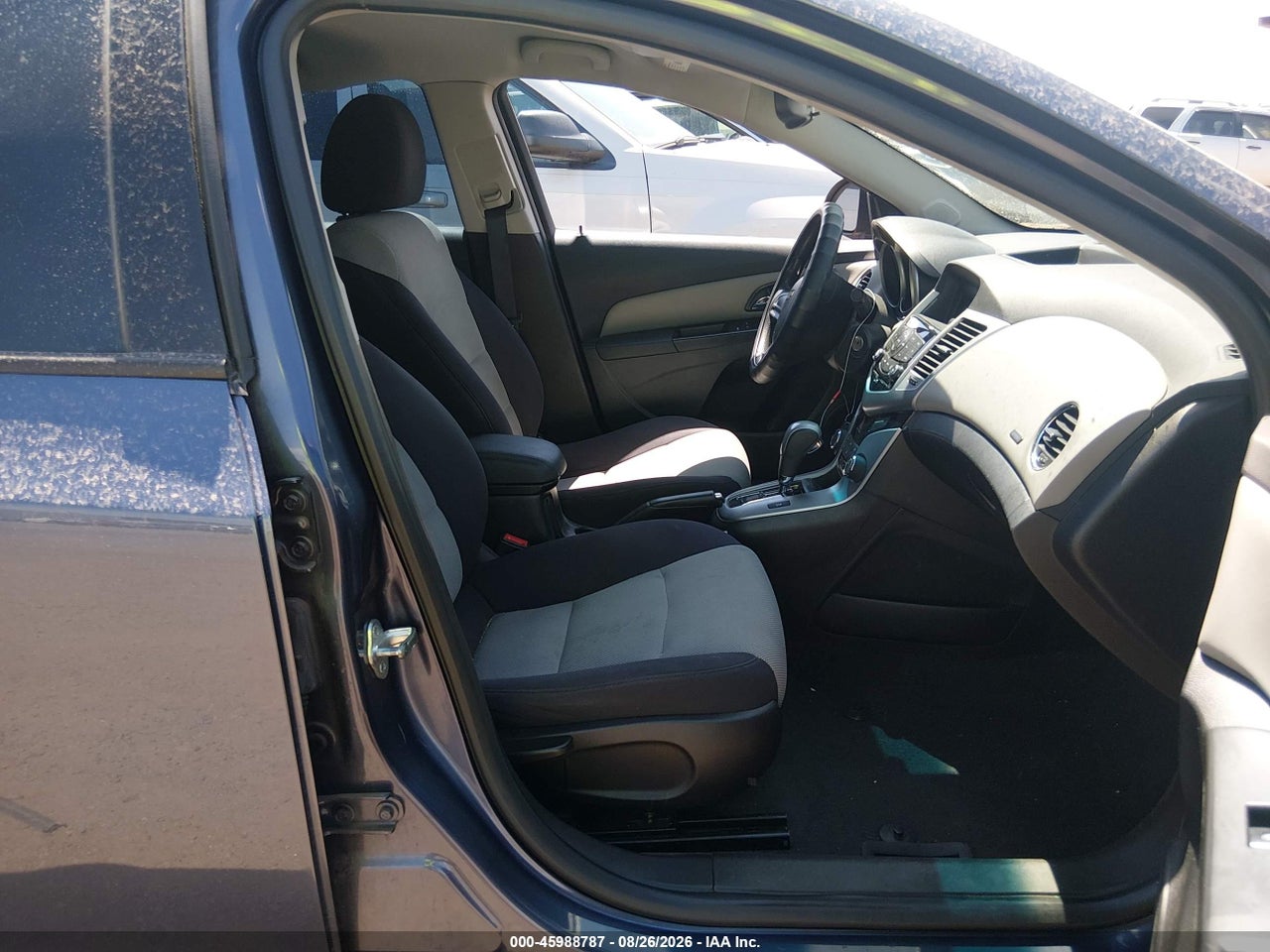2013 CHEVROLET CRUZE LS AUTO · 5/10