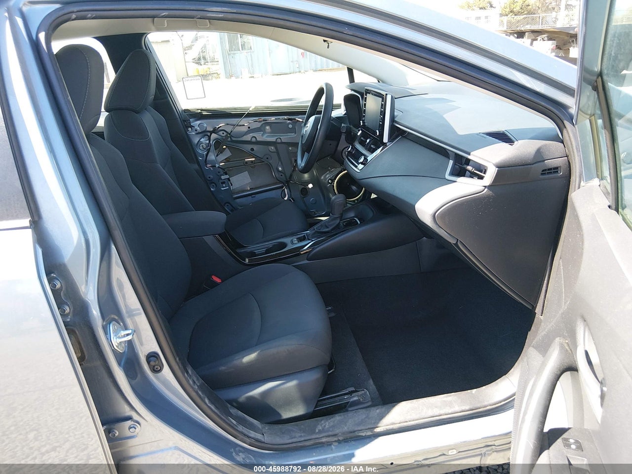 2020 TOYOTA COROLLA LE · 5/11