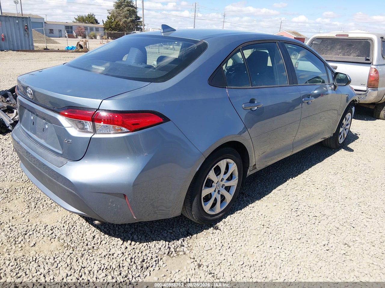 2020 TOYOTA COROLLA LE · 4/11