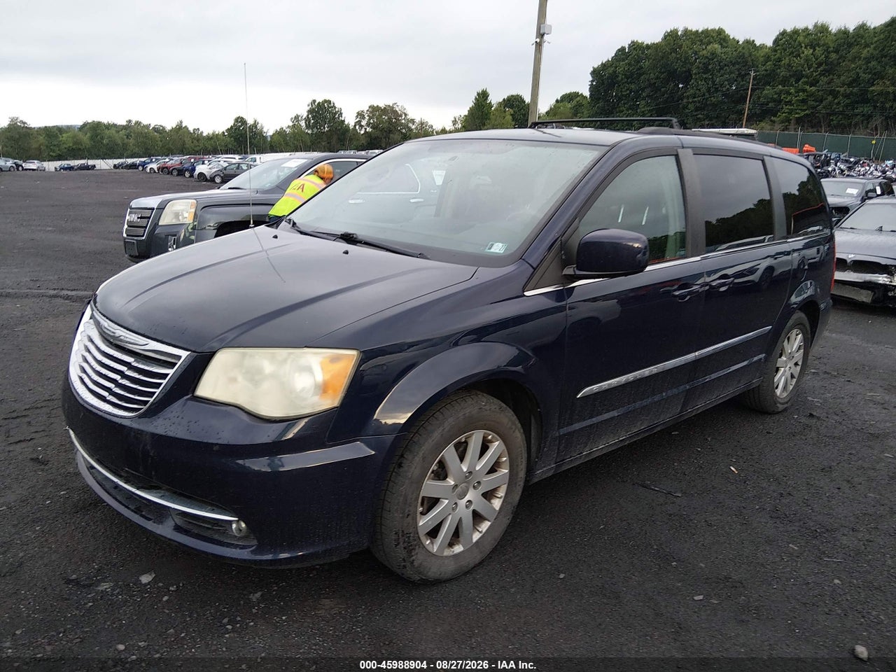 2014 CHRYSLER TOWN &amp; COUNTRY TOURING · 2/11