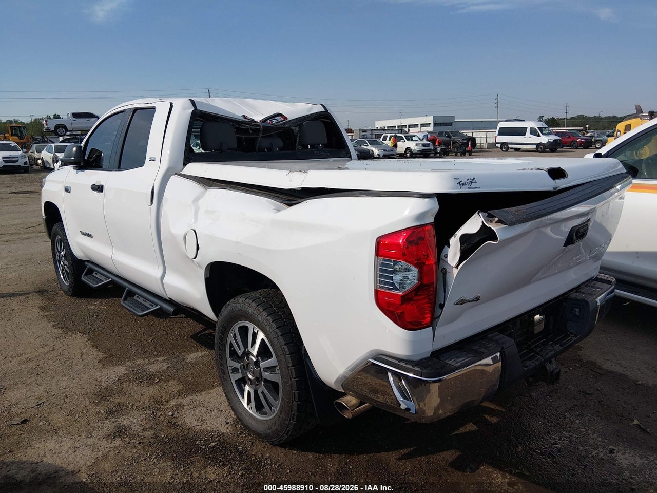 2018 TOYOTA TUNDRA SR5 5.7L V8 · 3/11