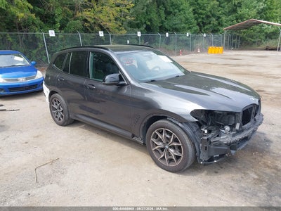 5UX83DP04N9****** · 2022 BMW X3 M40I
