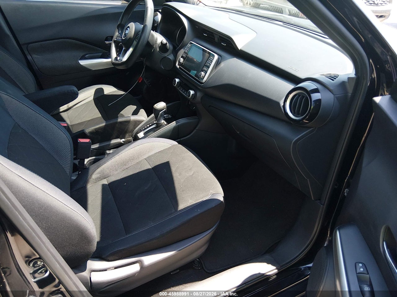 2018 NISSAN KICKS SV · 5/11