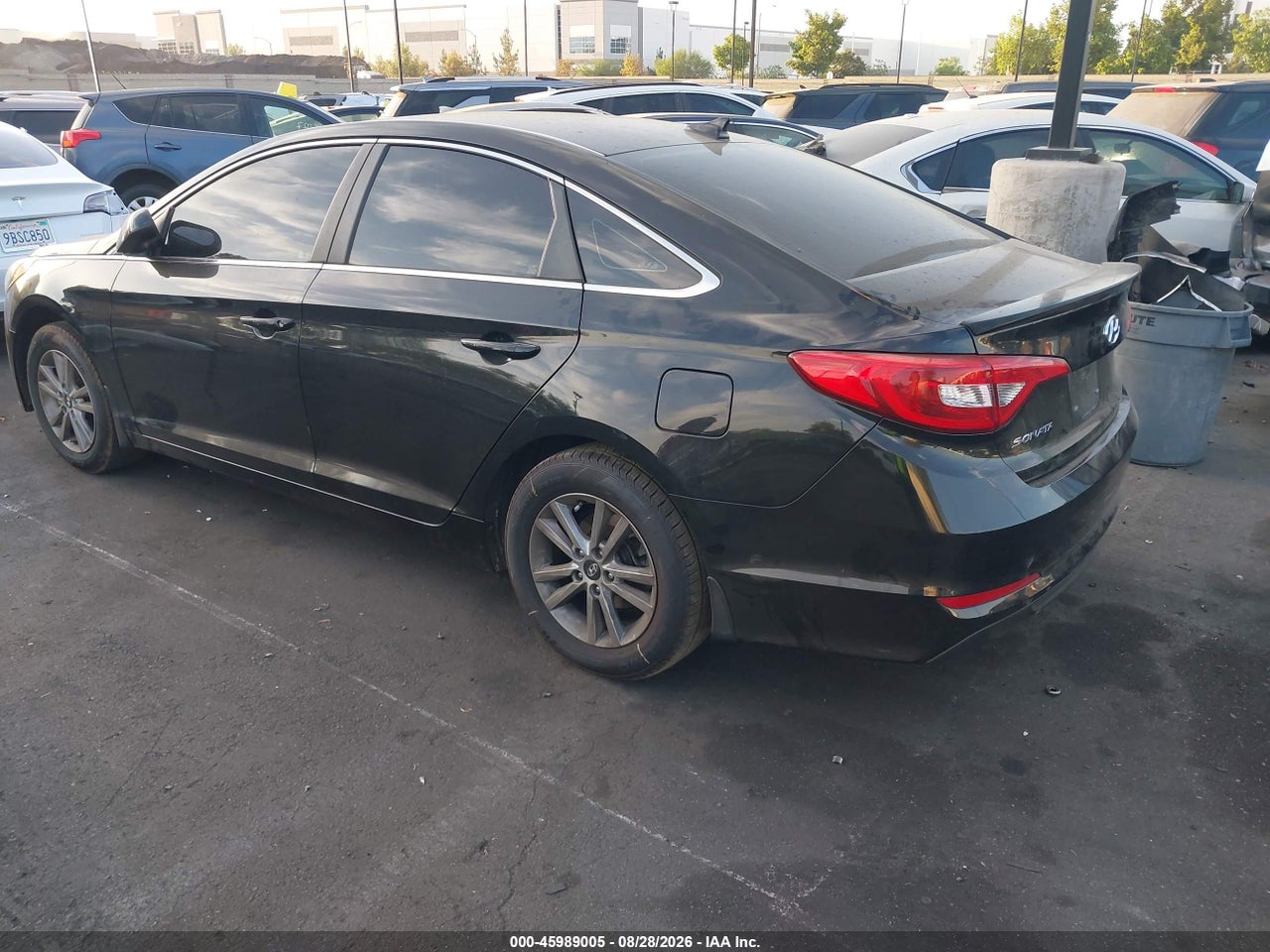 2015 HYUNDAI SONATA SE · 3/10