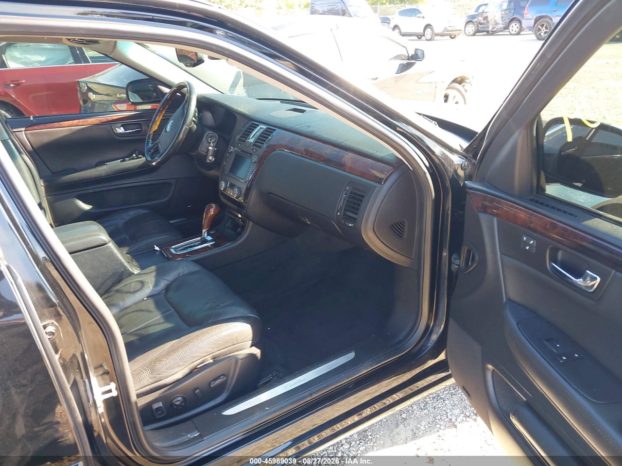 2011 CADILLAC DTS PREMIUM COLLECTION · 5/11