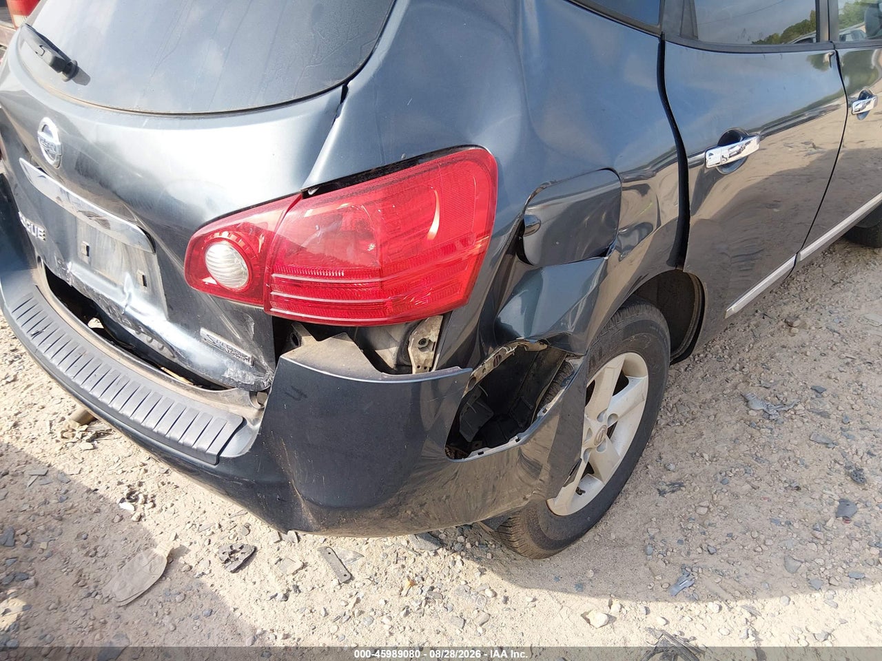 2013 NISSAN ROGUE S · 6/11
