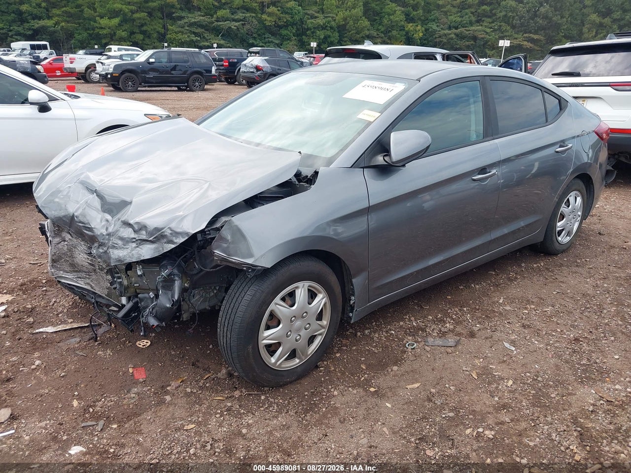 2019 HYUNDAI ELANTRA SE · 2/10