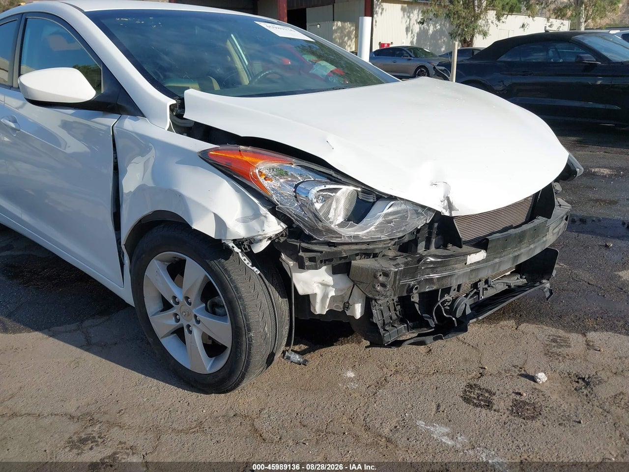 2013 HYUNDAI ELANTRA GLS · 6/10