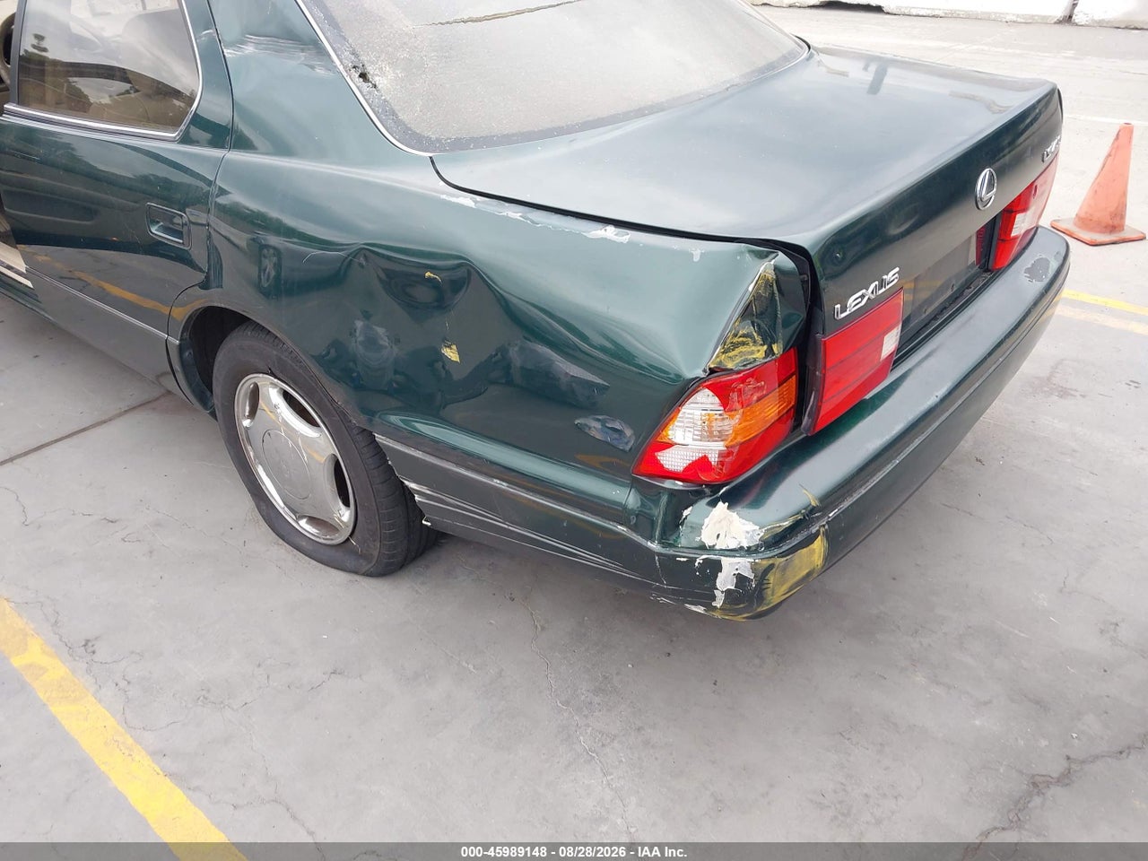 1998 LEXUS LS 400   · 6/11