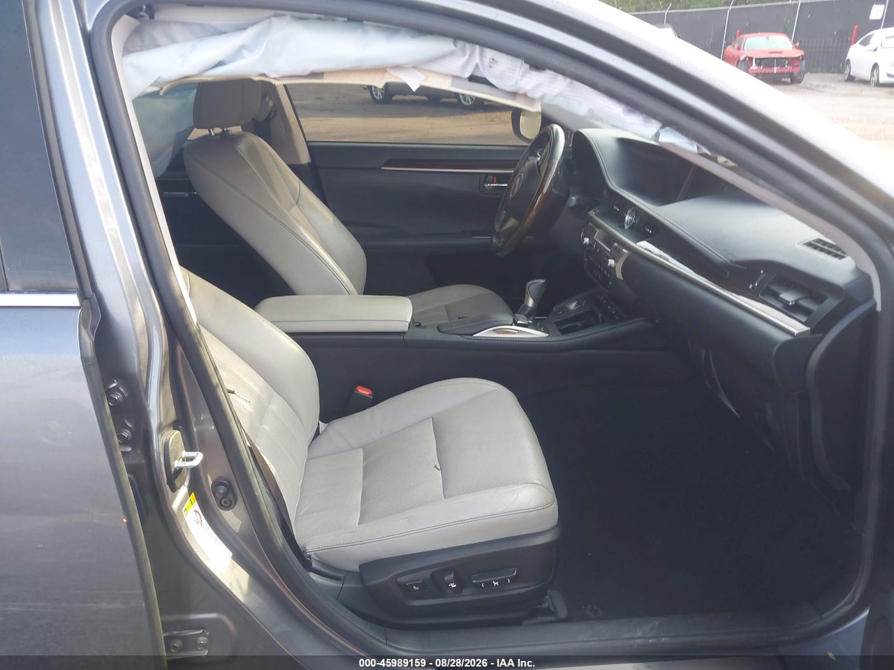 2016 LEXUS ES 350   · 5/10