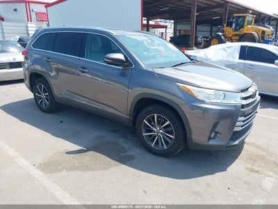 2018 TOYOTA HIGHLANDER XLE
