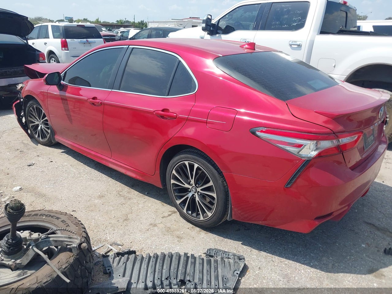 2019 TOYOTA CAMRY SE · 3/11