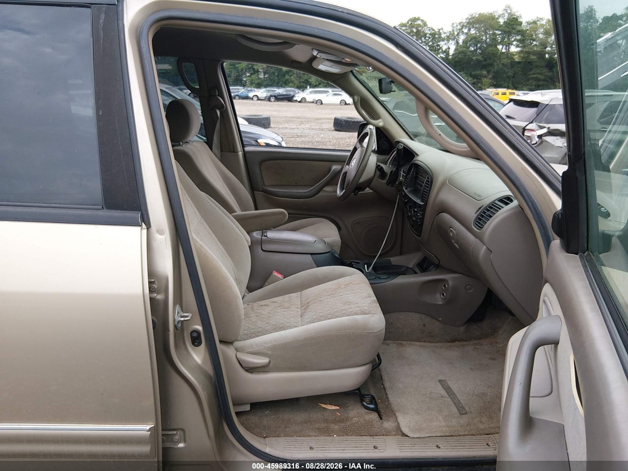 2005 TOYOTA TUNDRA SR5 V8 · 5/11