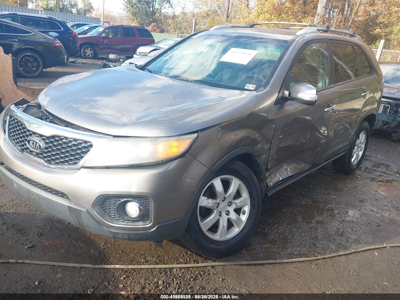 2011 KIA SORENTO LX · 2/10