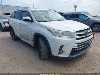 2018 TOYOTA HIGHLANDER XLE
