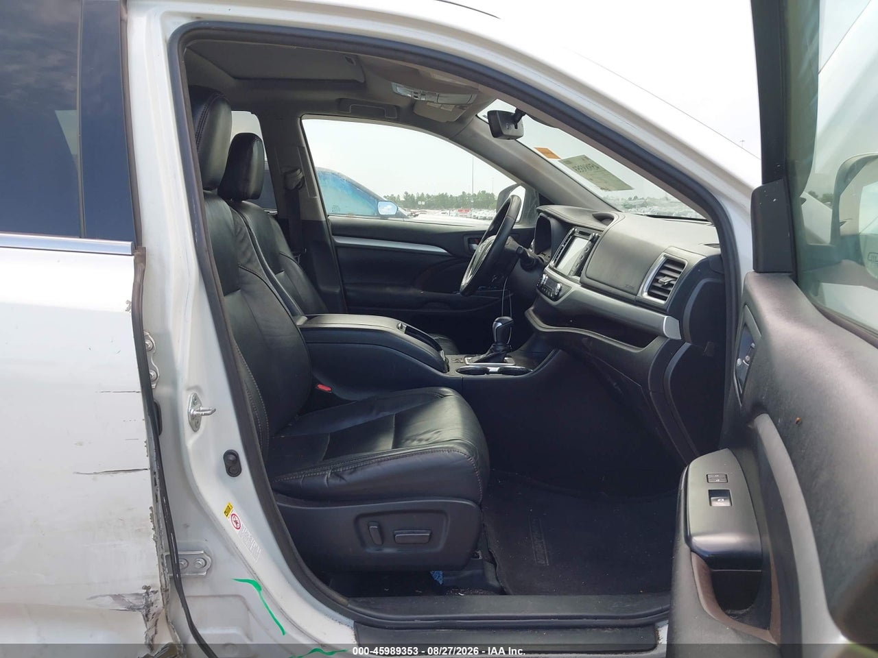 2018 TOYOTA HIGHLANDER XLE · 5/11